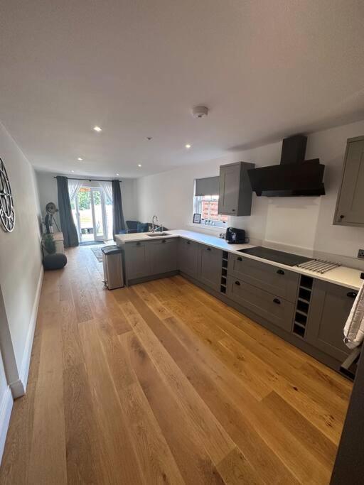 Villa Riverside 3 Bed House Winchester Exterior foto